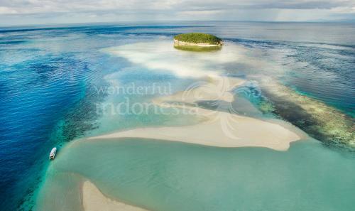 Dive Lodge